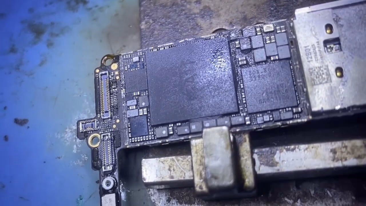 How do I fix a camera glitch on my iPhone?