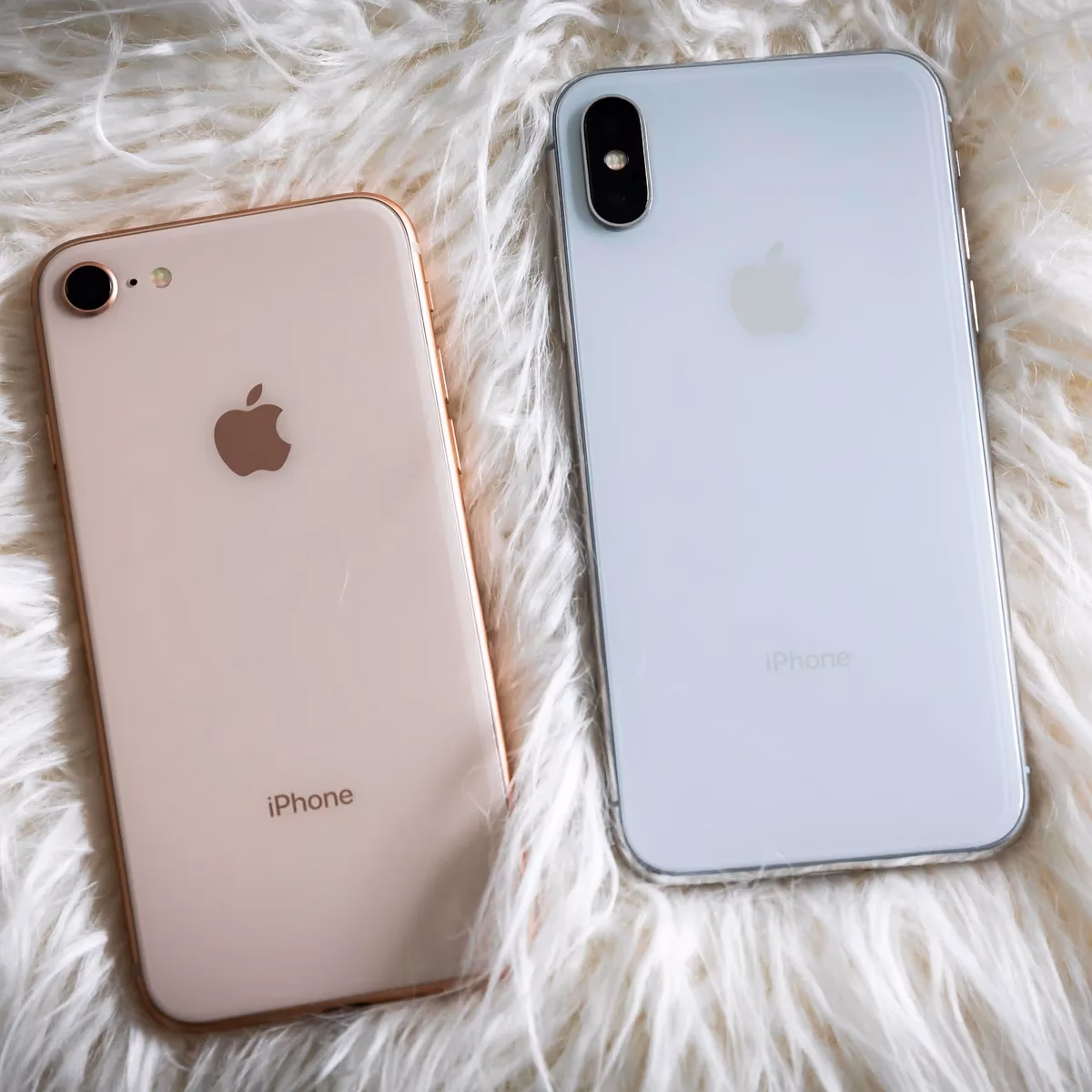 Does iPhone X have a camera?