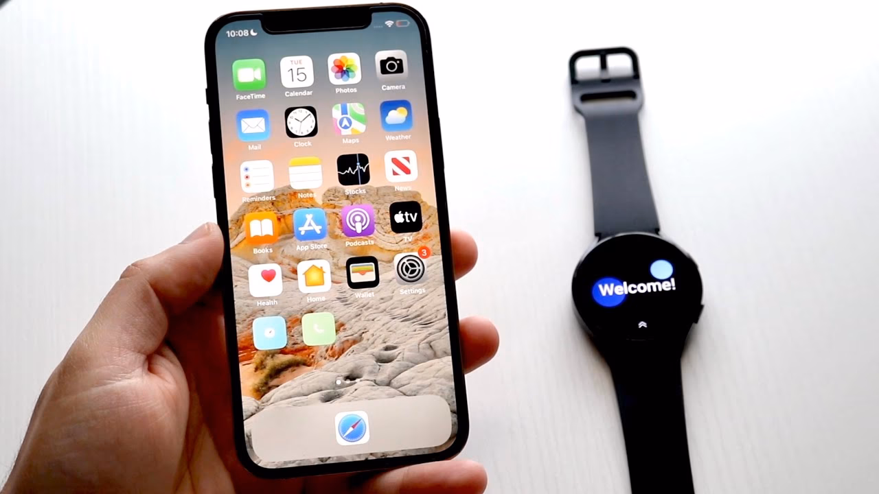 Can you connect a Samsung watch to an iPhone?
