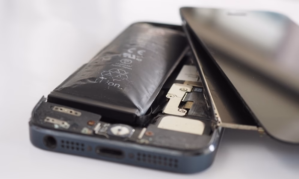 Is a 0% battery bad for your iPhone?