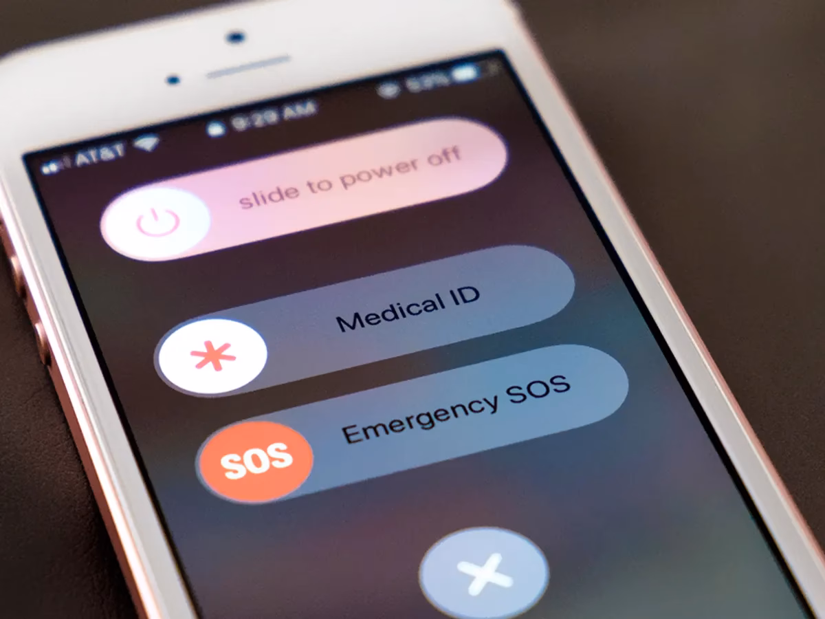 Does clicks for iPhone have a keyboard case?