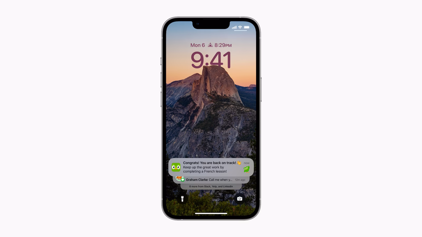 How do I change notifications on my iPhone lock screen?