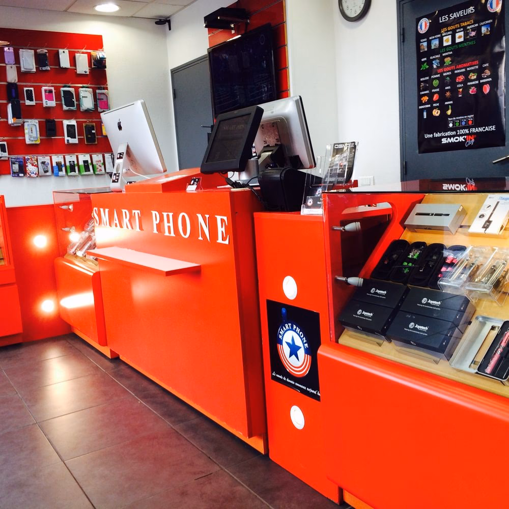 Pourquoi les autres Apple Stores de Lyon sont-ils si Riquiquis ?