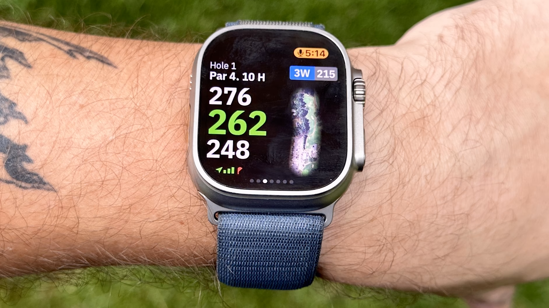 How much does a golf app cost on Apple Watch?