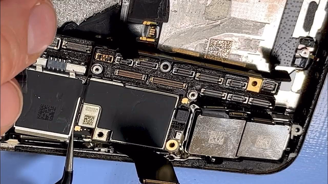 Is the iPhone 4 Antennagate back with the iPhone XS?
