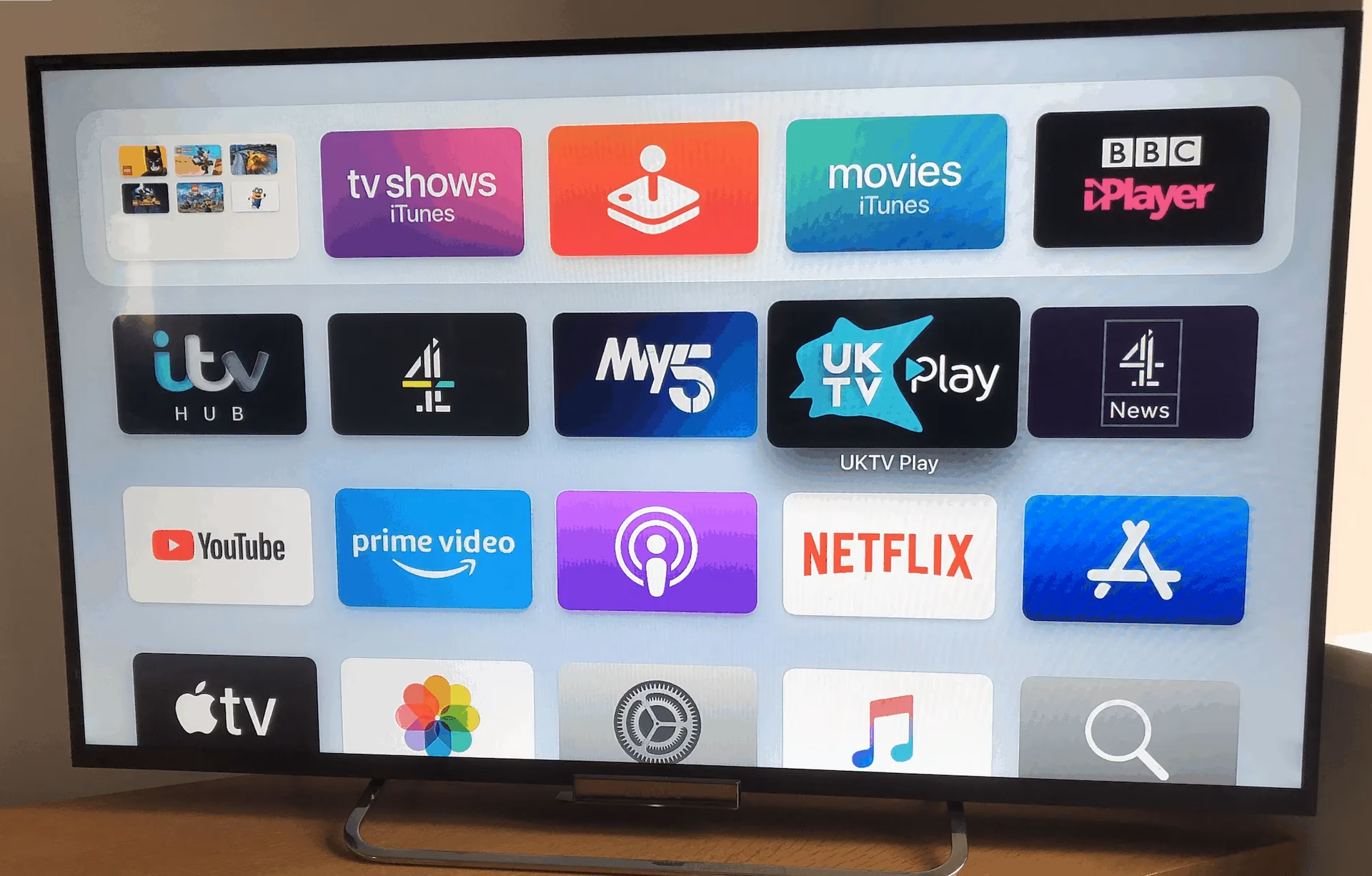 What is mytvonline+ IPTV player?