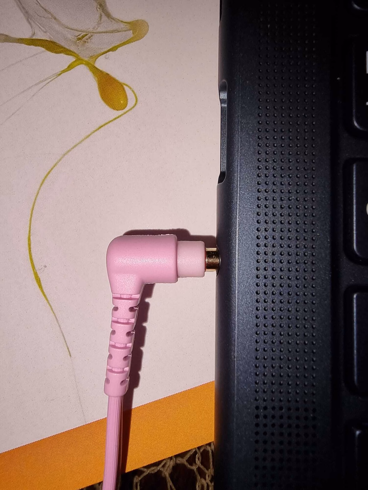 How to fix headphones not working Windows 10?