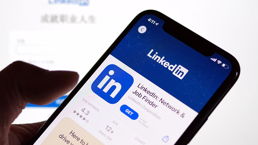 What's new on the LinkedIn iPhone app?
