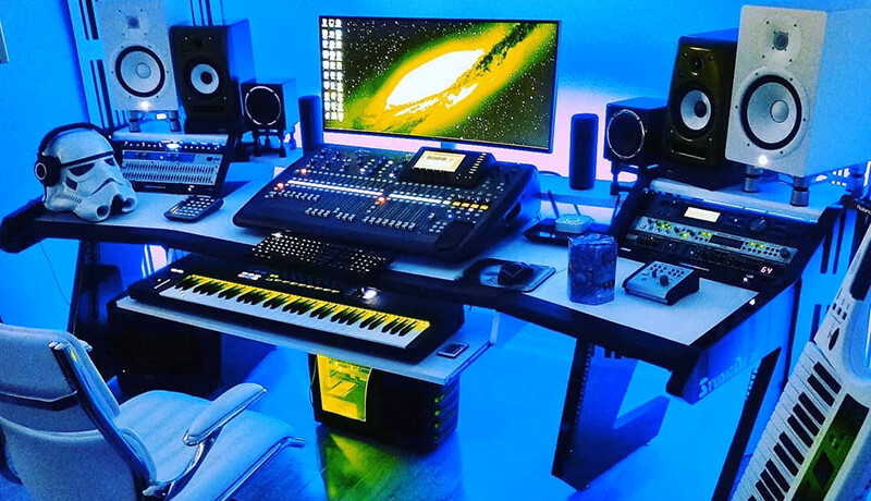What equipment do I need to start a rap home studio?
