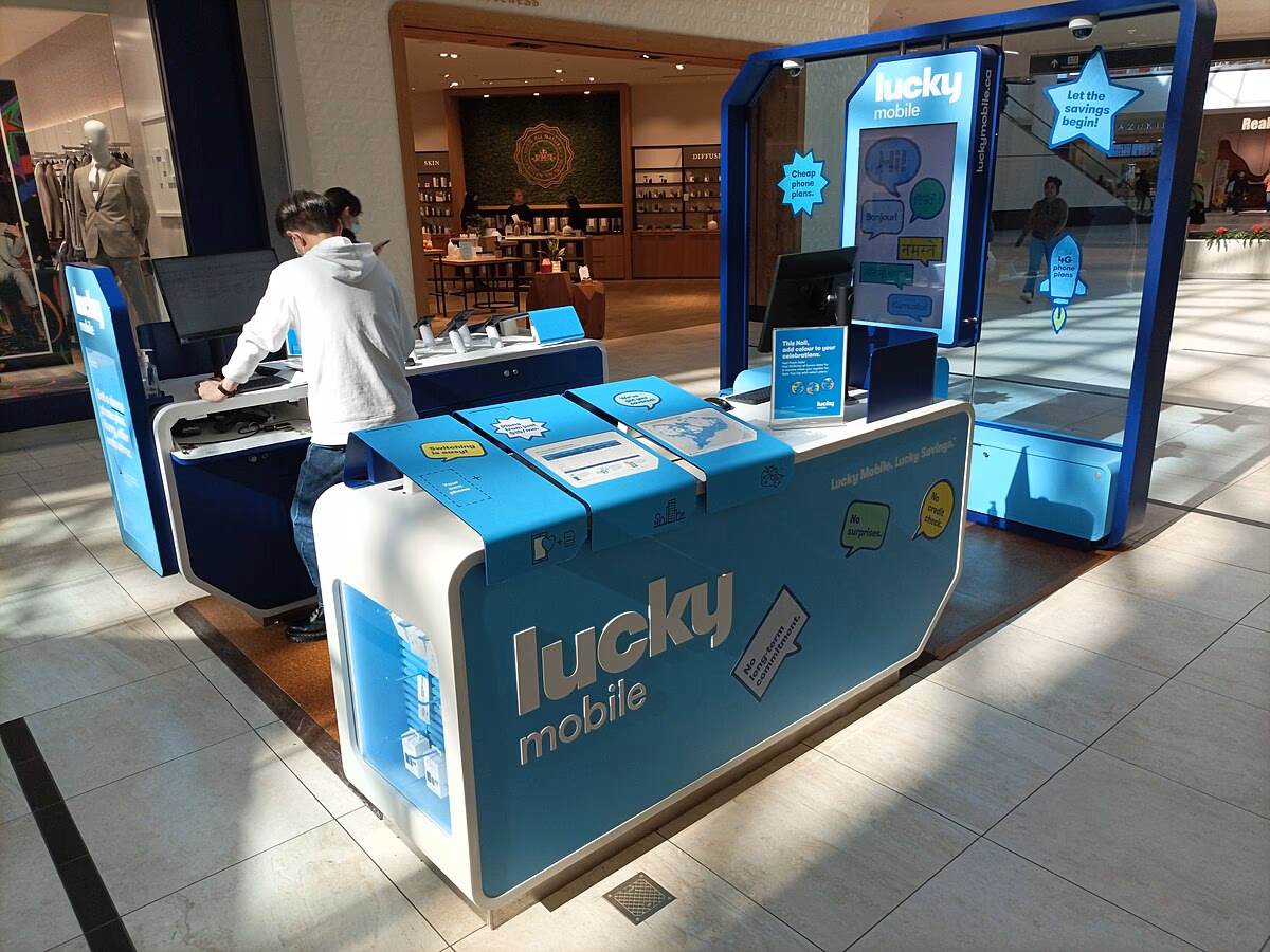 Is Lucky Mobile a prepaid Canadian carrier?