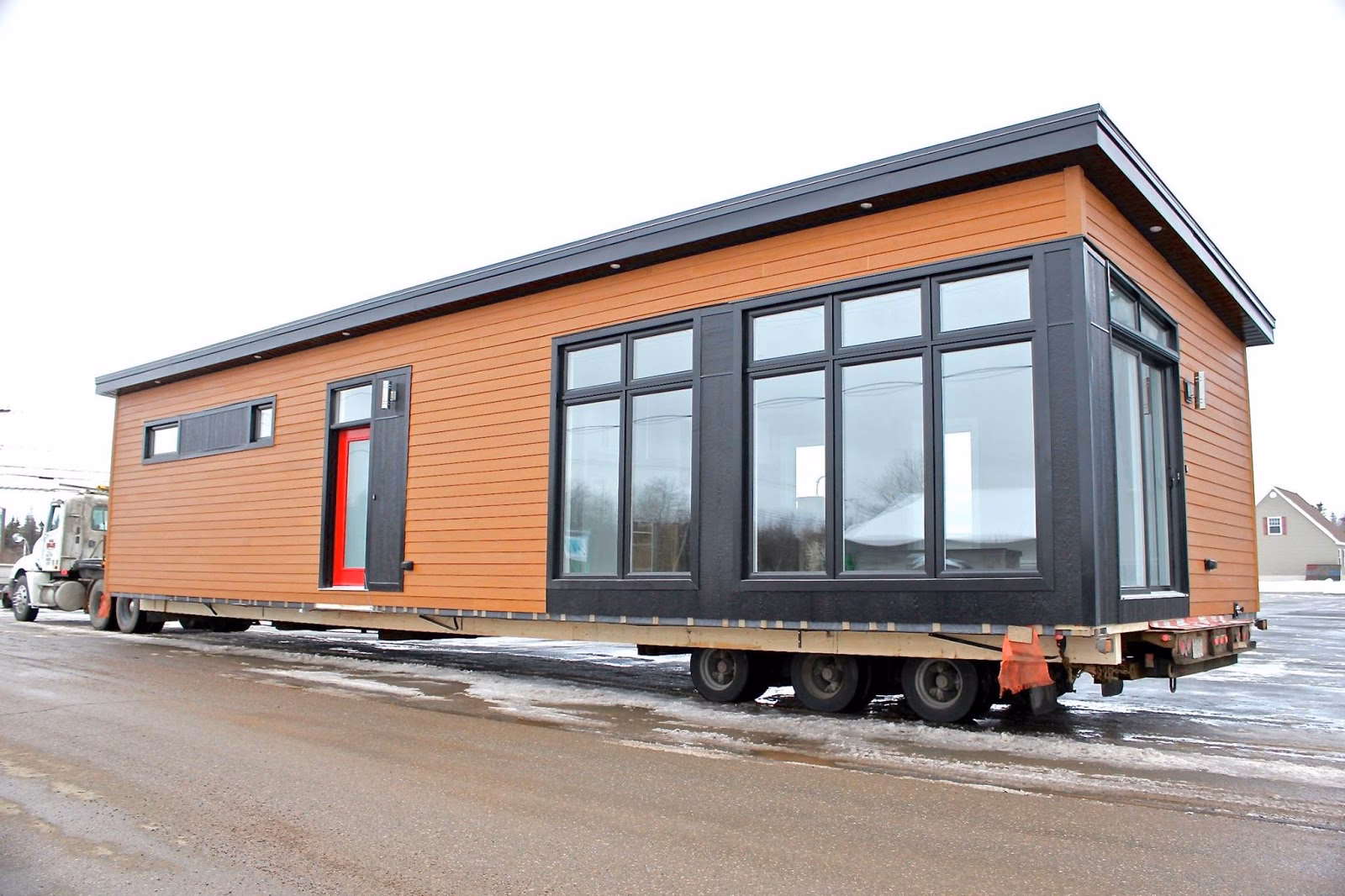 What makes Canadian luxury lodging unique?