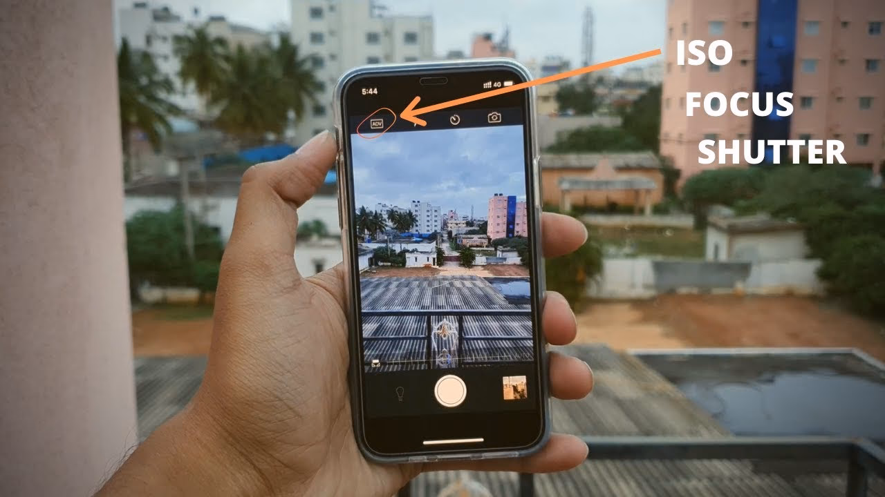 Does manual camera work on iPhone 14 Pro & Pro Max?