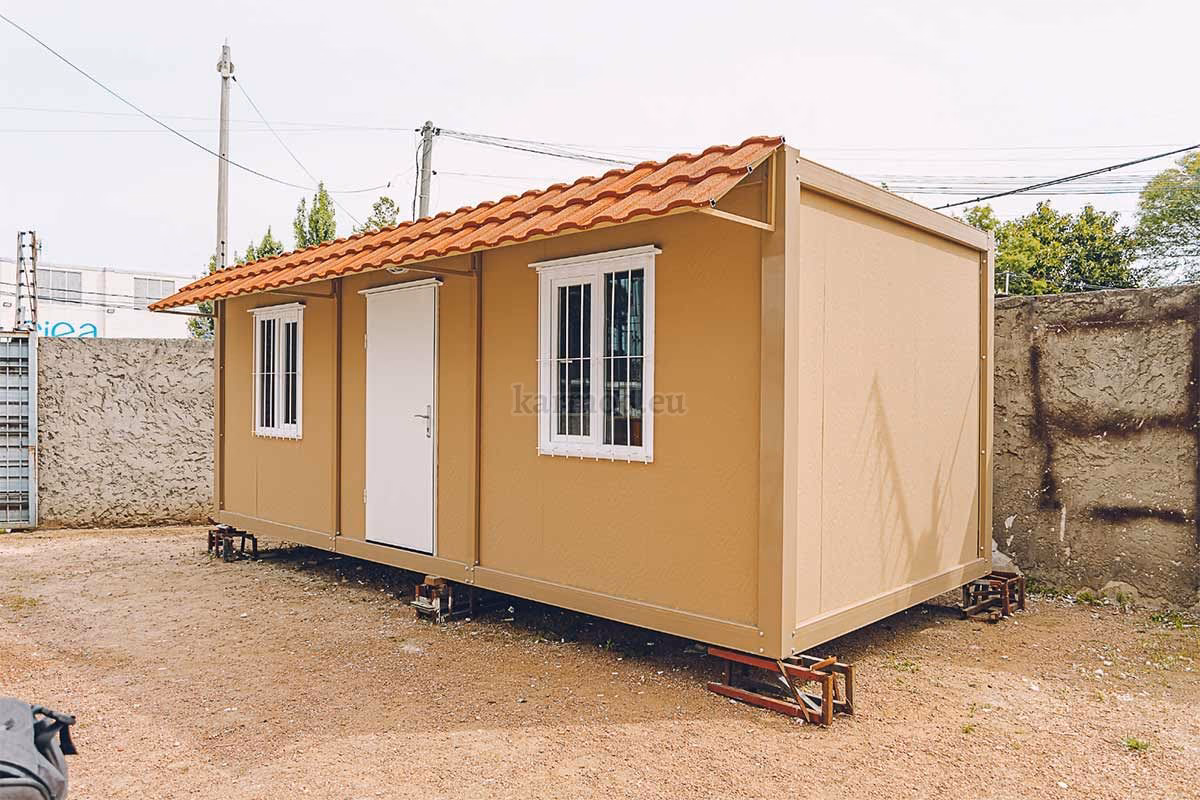 Which companies offer mobile tiny houses in Europe?