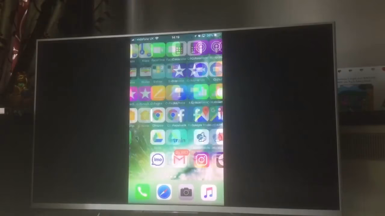How do I use Miracast on a Sony TV?