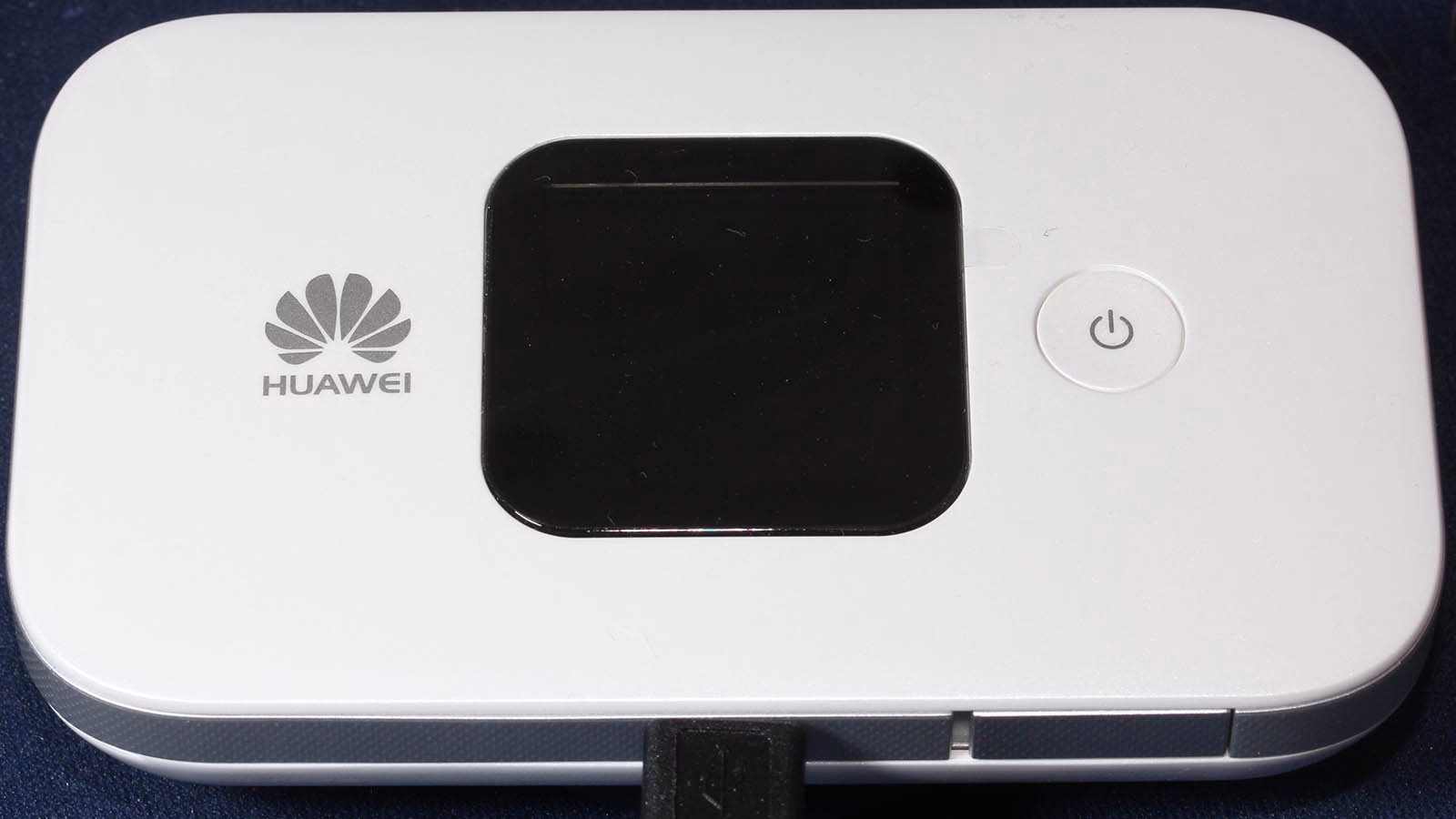 How many manuals are there for Huawei e5577?