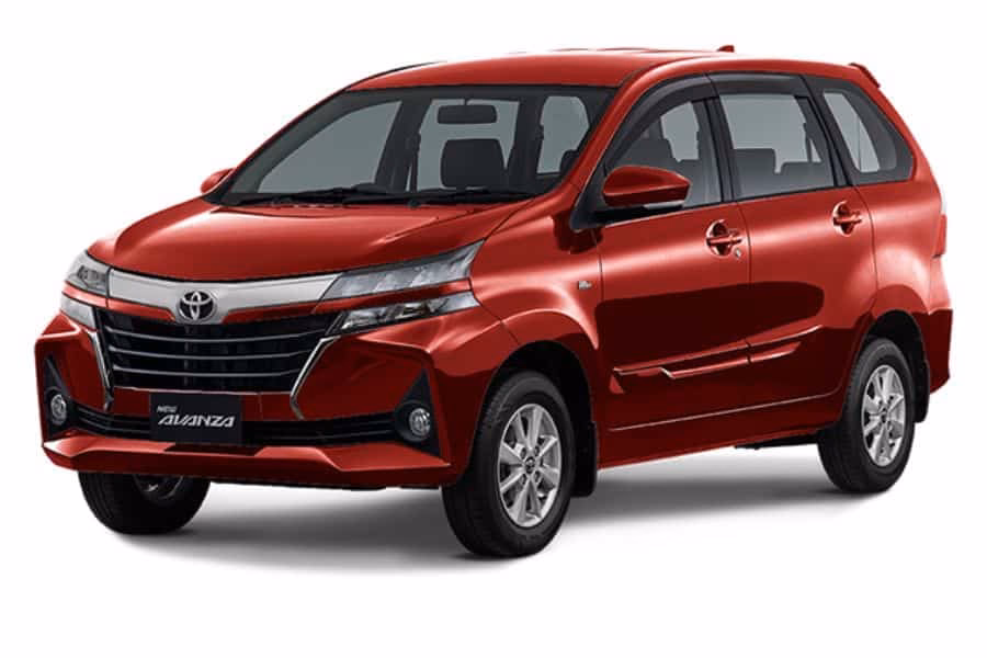 Berapa panjang mobil Avanza?