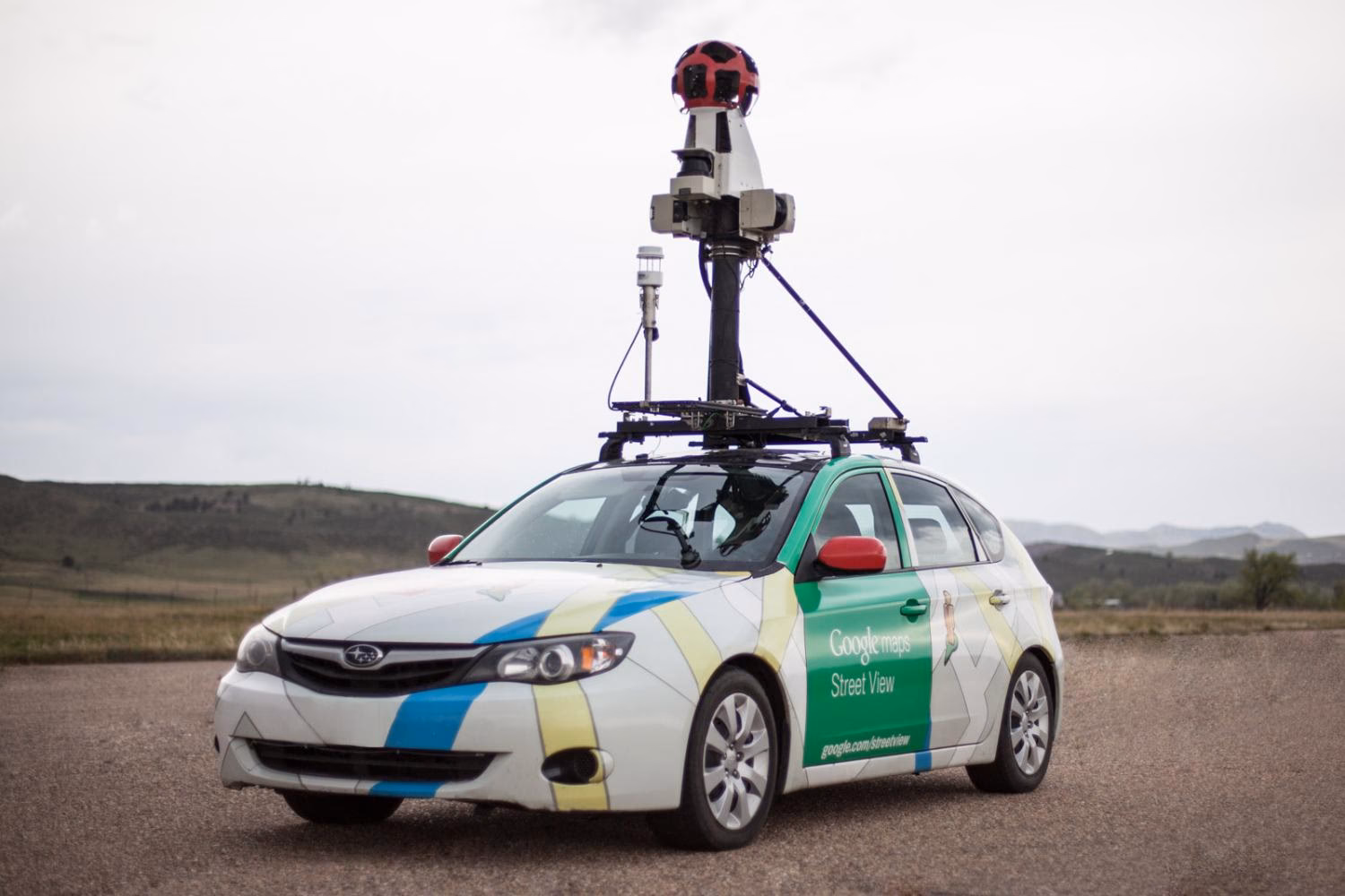 How do I get a street view on a map?