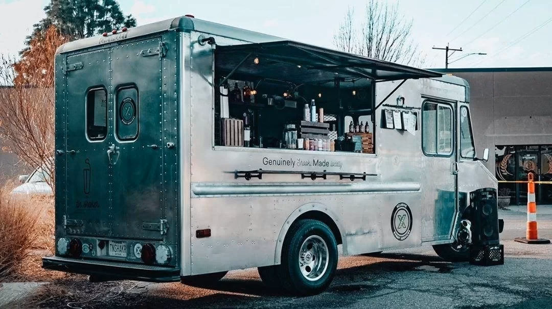 What is tap truck's mobile bar service?