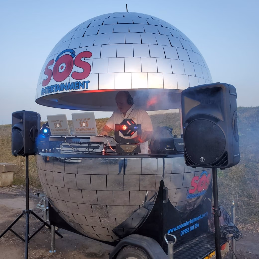 What is Mobile Disco & mobile DJ services?