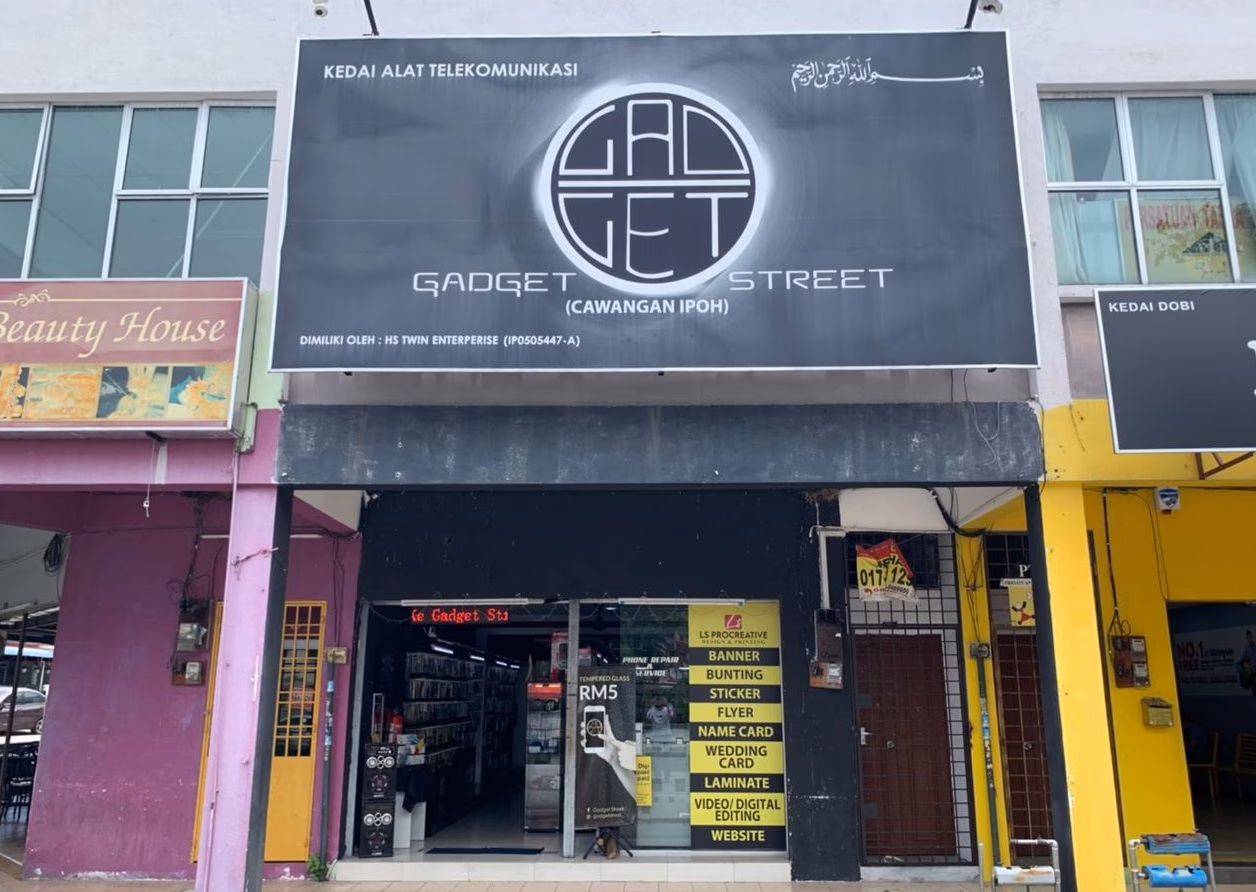 What are the best mobile phone stores in Ipoh?