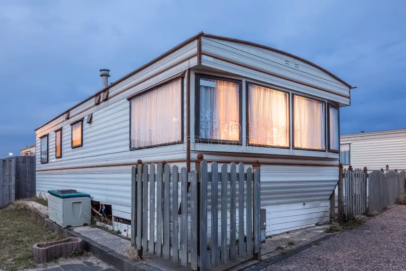 What are the modern mobile homes at topparken?