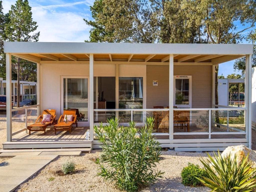 What makes a mobile home a perfect vacation?