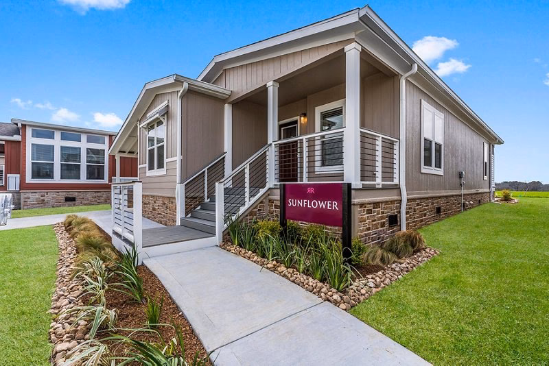 How accurate is indoor localization for a mobile robot?