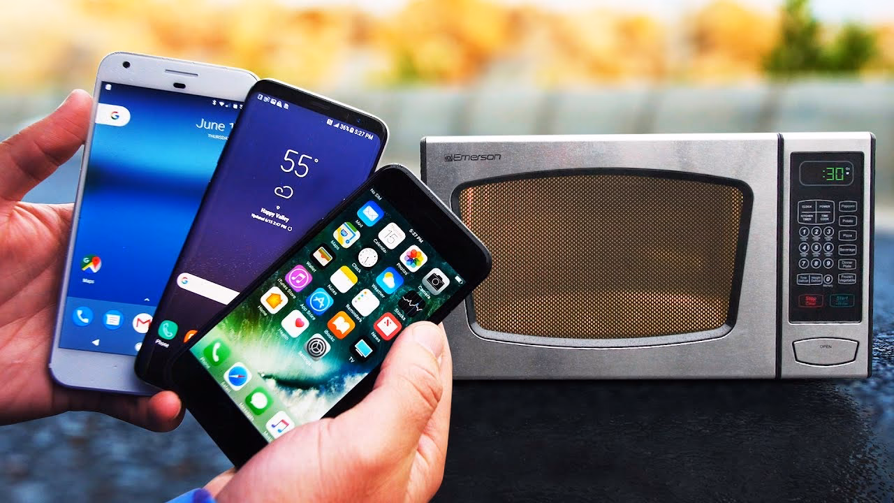 Can you put a phone in a microwave?
