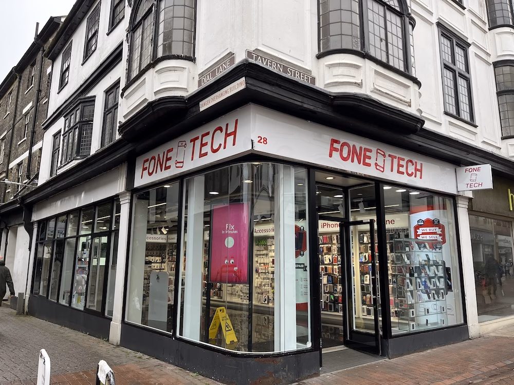 How do I get a mobile phone repaired in Ipswich?