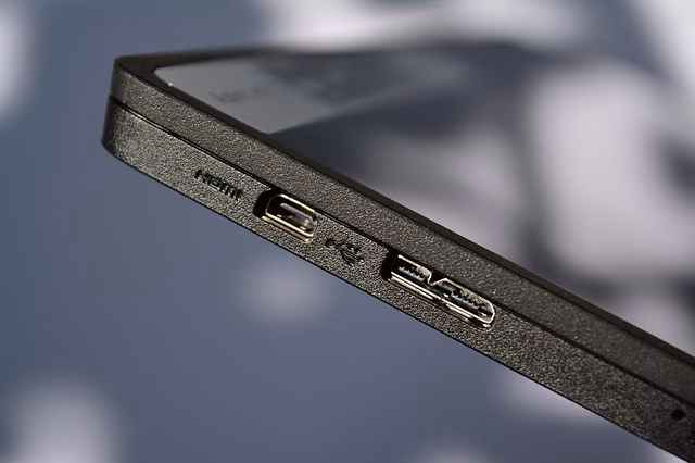 Which phones support av content transmission through HDMI?
