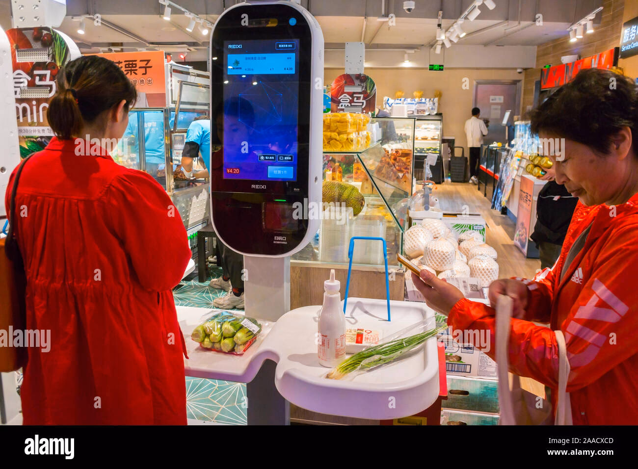 Where can I buy food in Shanghai?