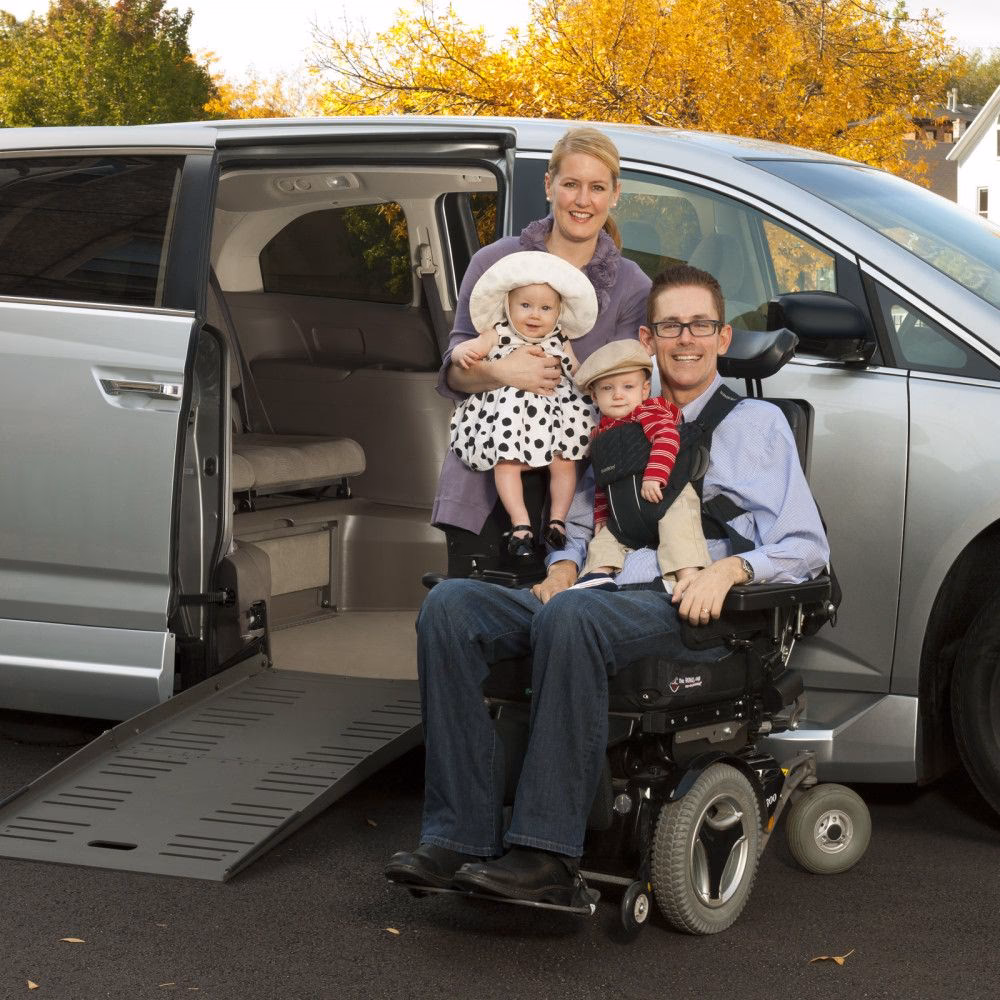 Does lifestyle Mobility offer wheelchair accessible vans for rental?