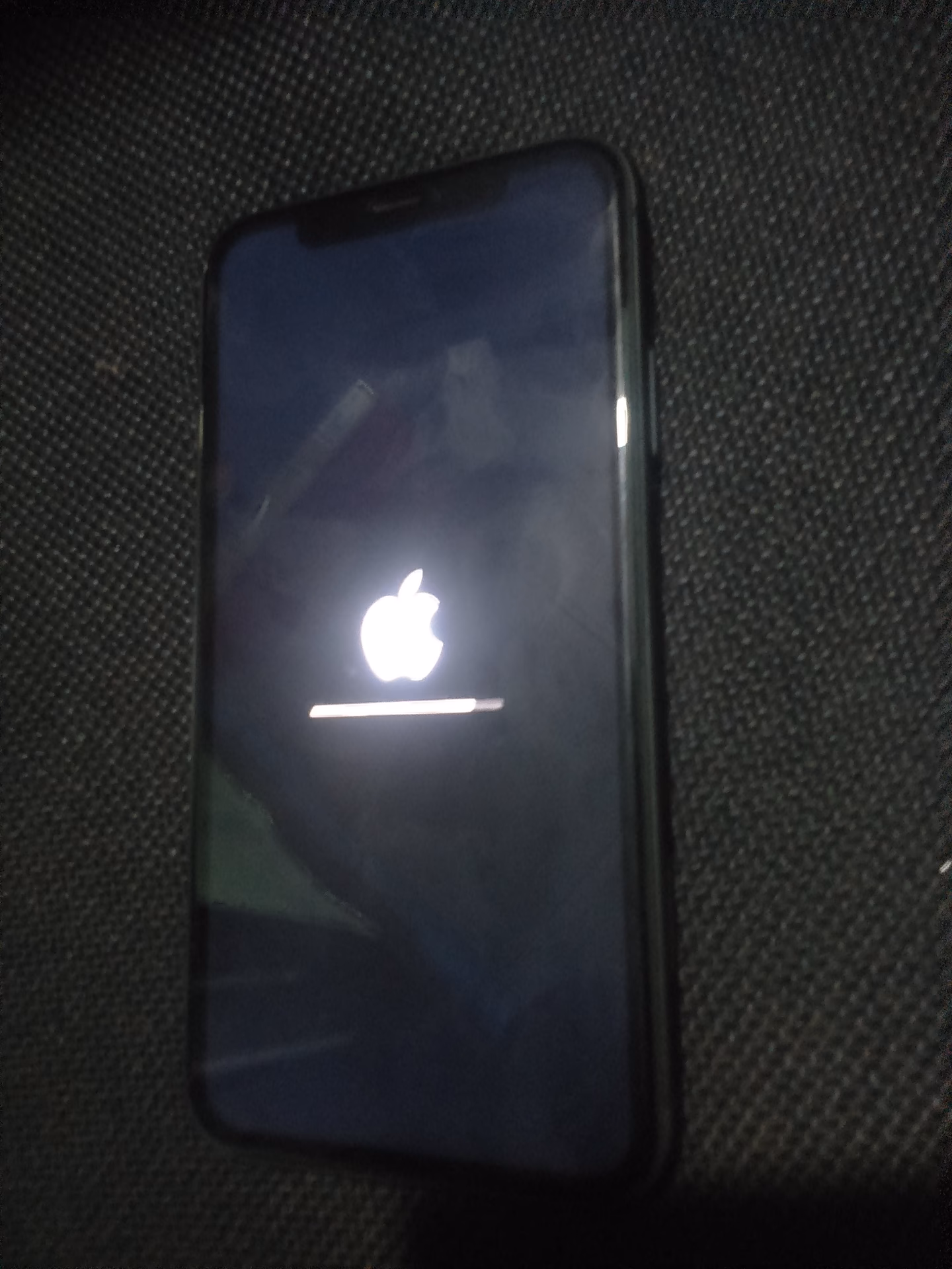 How to fix iPhone stuck on restore screen?
