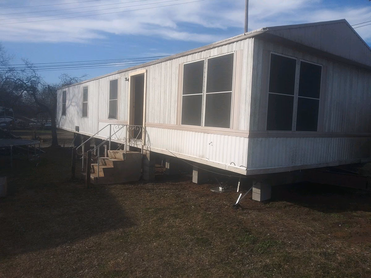 Who is Oakwood Homes of Orangeburg?