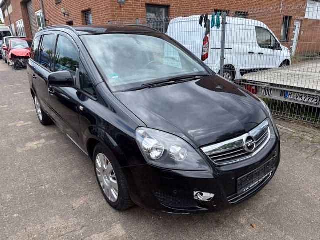 Wie viele Airbags hat der Opel Zafira?