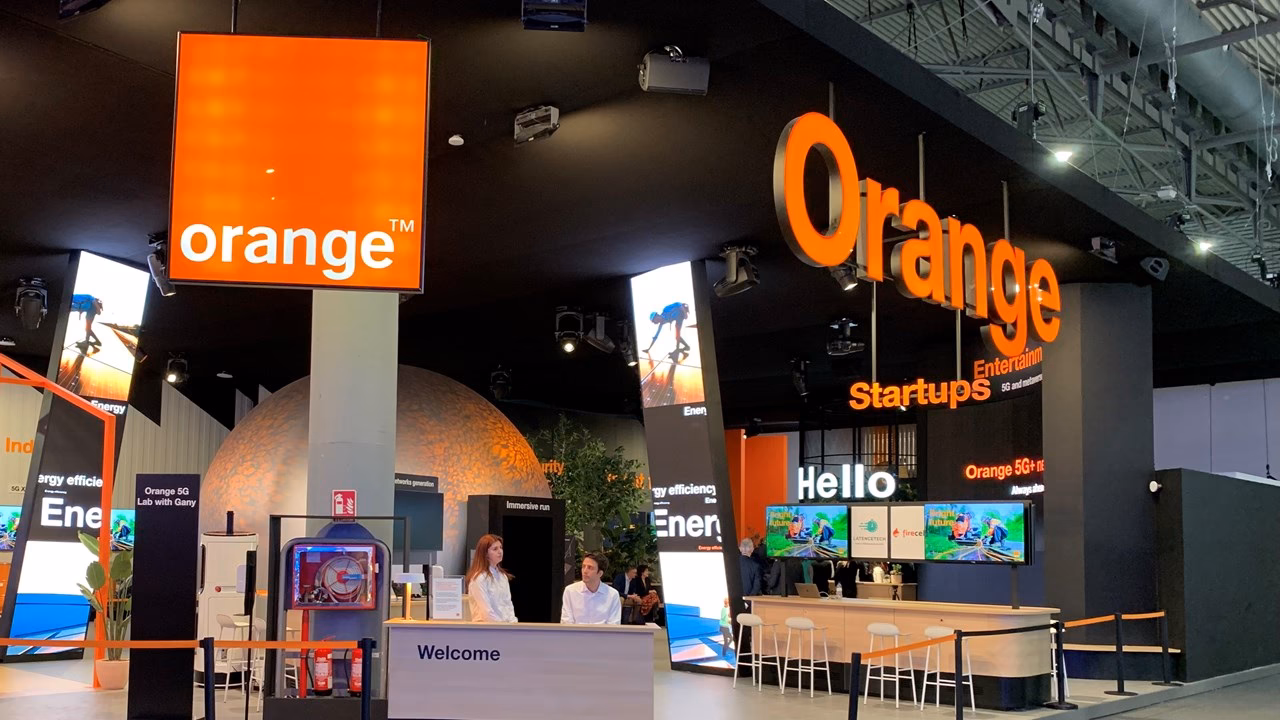 What is orange's global network?