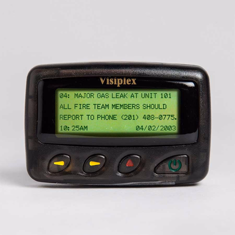 Can a pager connect to a mobile device?