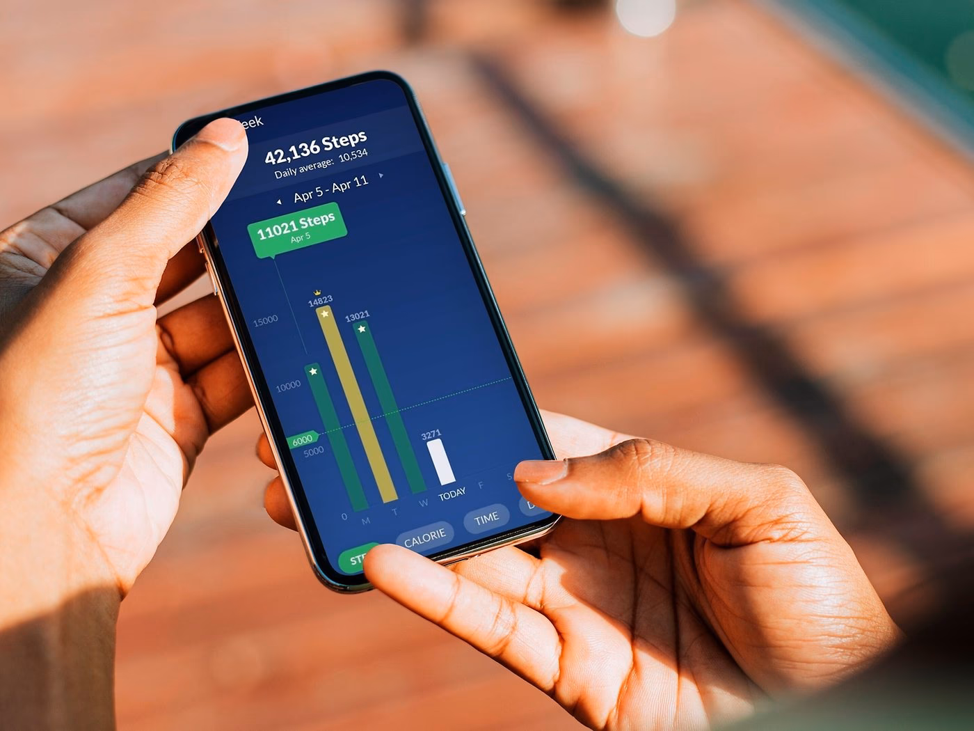 What is the difference between pedometer++ and Health app?
