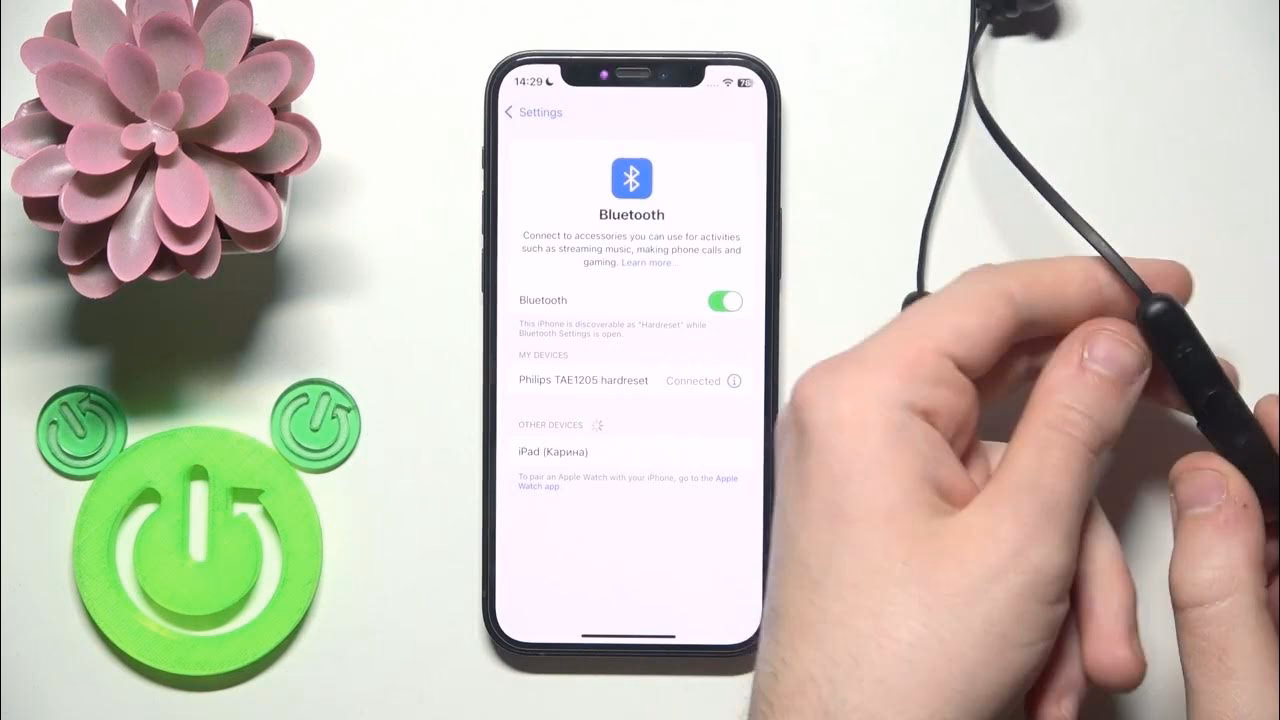 Do Philips headphones need to be connected?