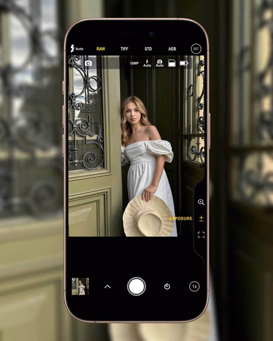 What are the minimum requirements for Procam 8 - Pro Camera?