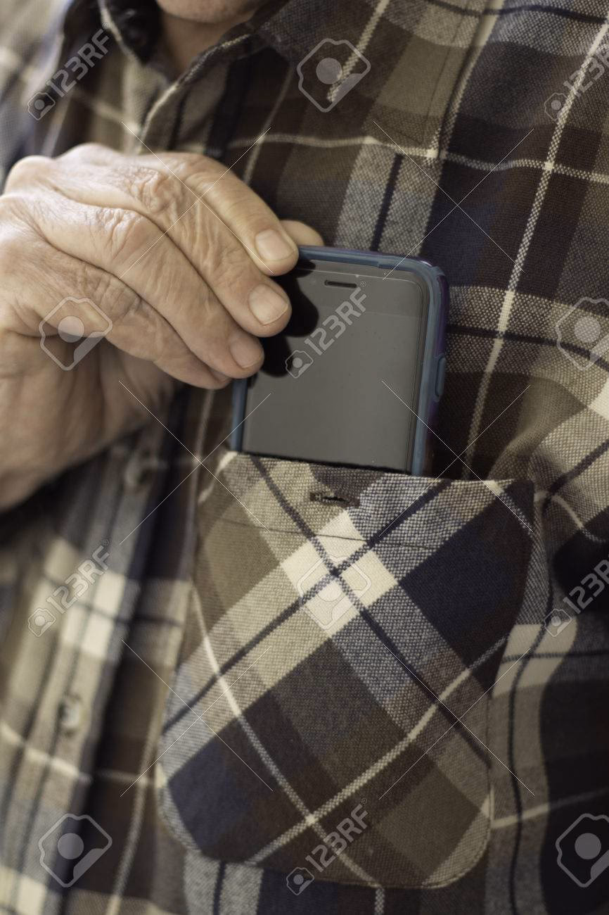 Can you wear a cellphone in a shirt pocket?