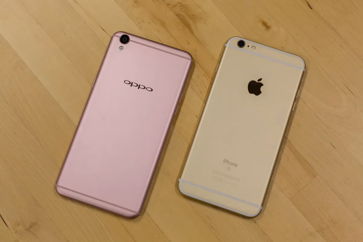 What are the features of Oppo R9 Plus?