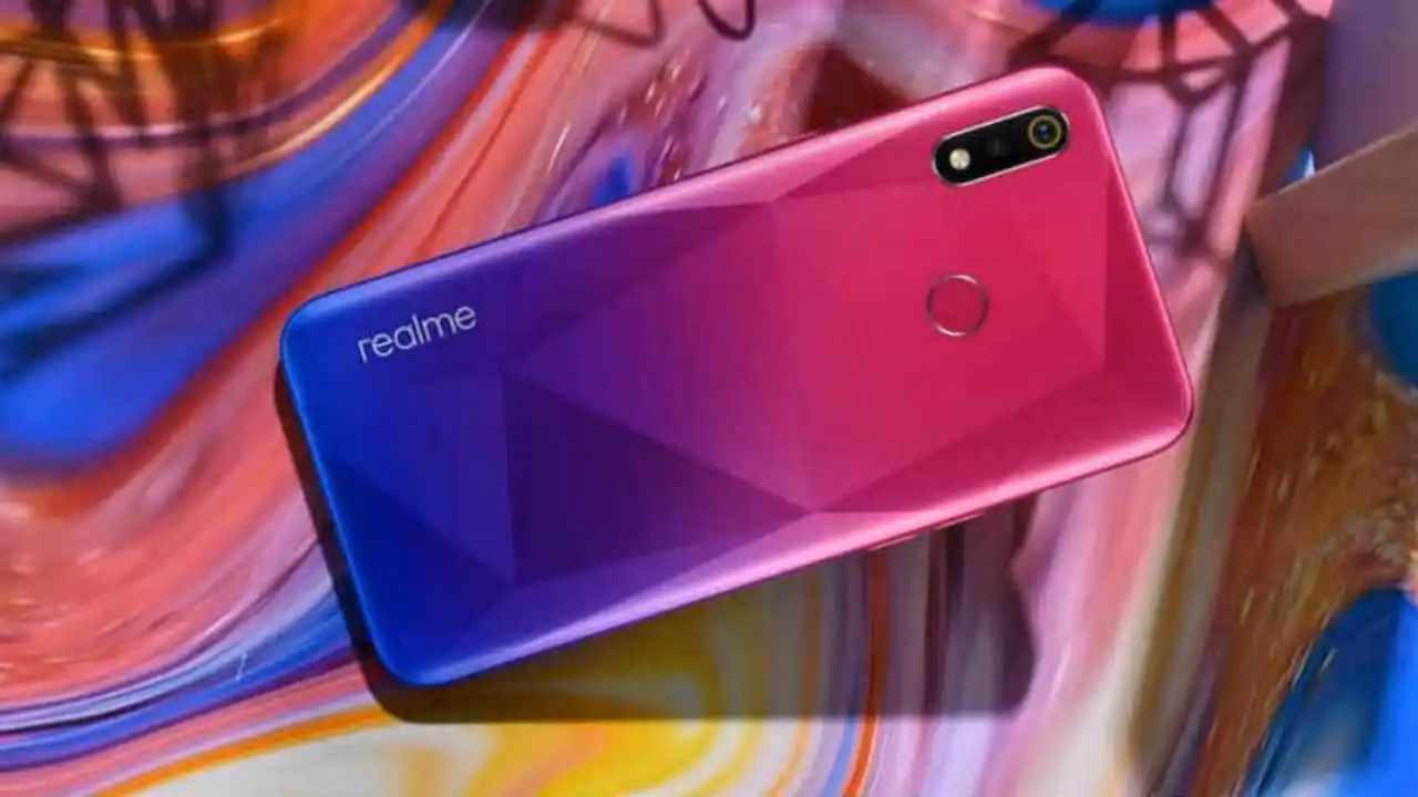How much RAM does realme 3i have?