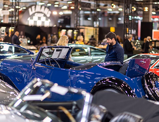 When is Rétromobile 2025?
