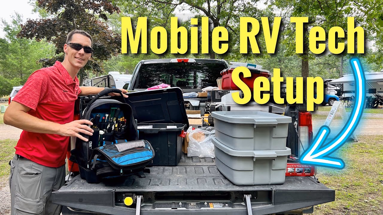 What does a mobile RV technician do?
