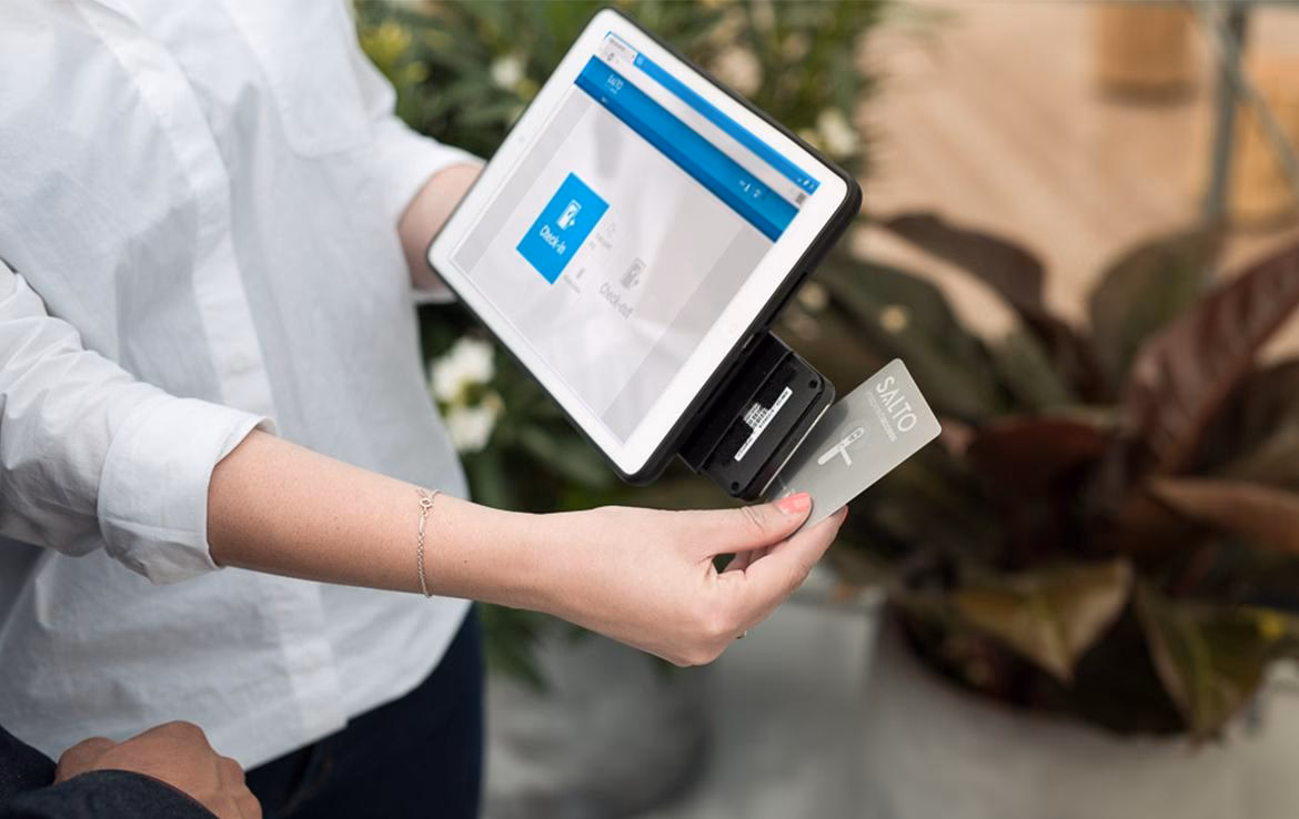 How does Salto SVN work?