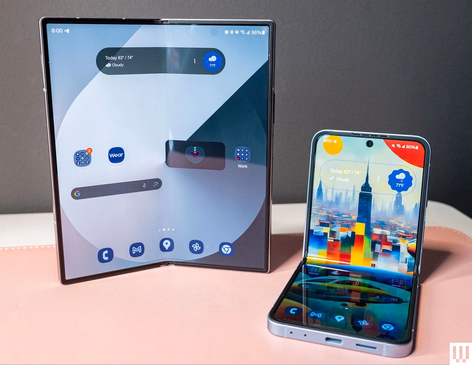 How many Samsung phone stock photos are there?