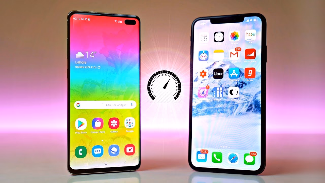 Is the Samsung S10 lighter than the XS?
