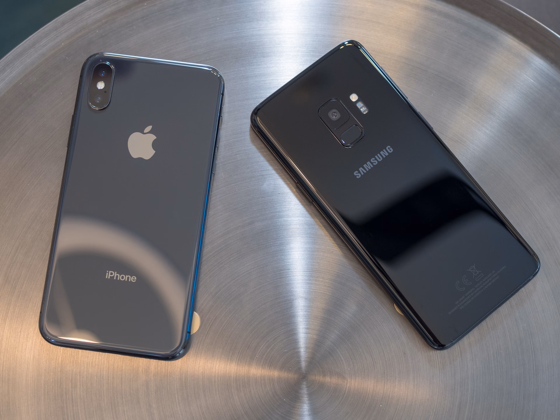 Is the Galaxy S9 lighter than the iPhone X?