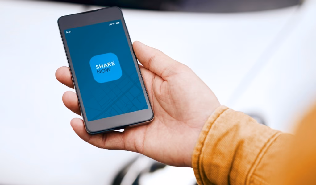 Wie lautet die E-Mail Adresse von Share Now?